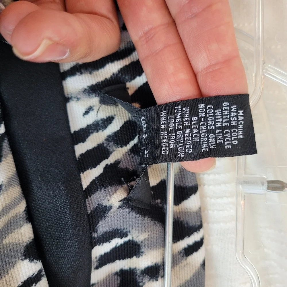 Alfani pull on tan gray ivory black zebra print lined pencil skirt casual work L